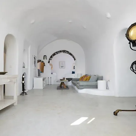 Atrina Canava 1894 Apart-hotel Oia