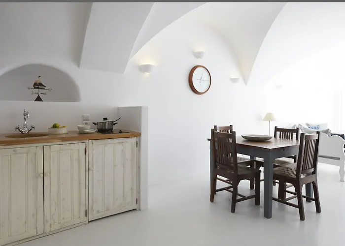 Atrina Canava 1894 4*