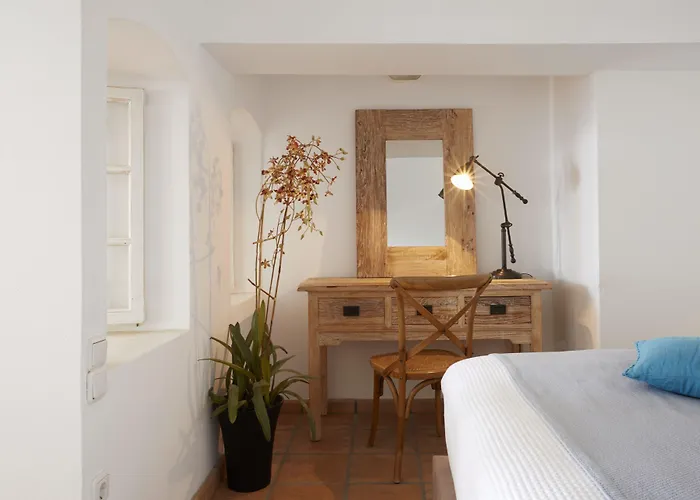 Atrina Canava 1894 4*