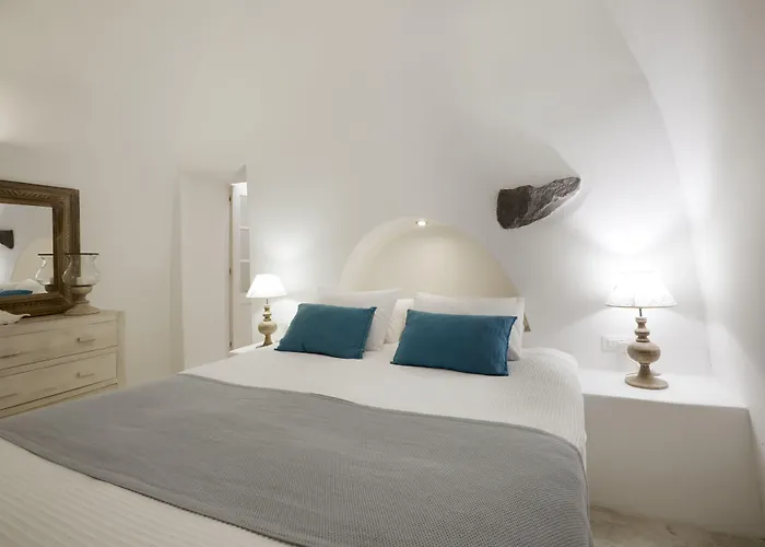 Atrina Canava 1894 Aparthotel Oia