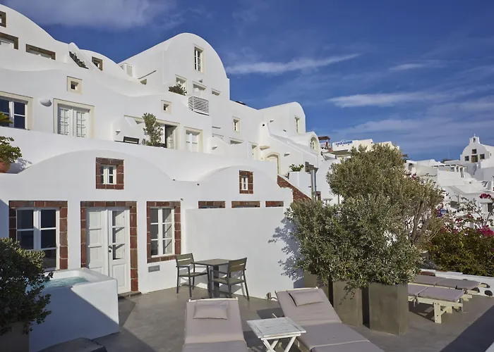 Atrina Canava 1894 4*